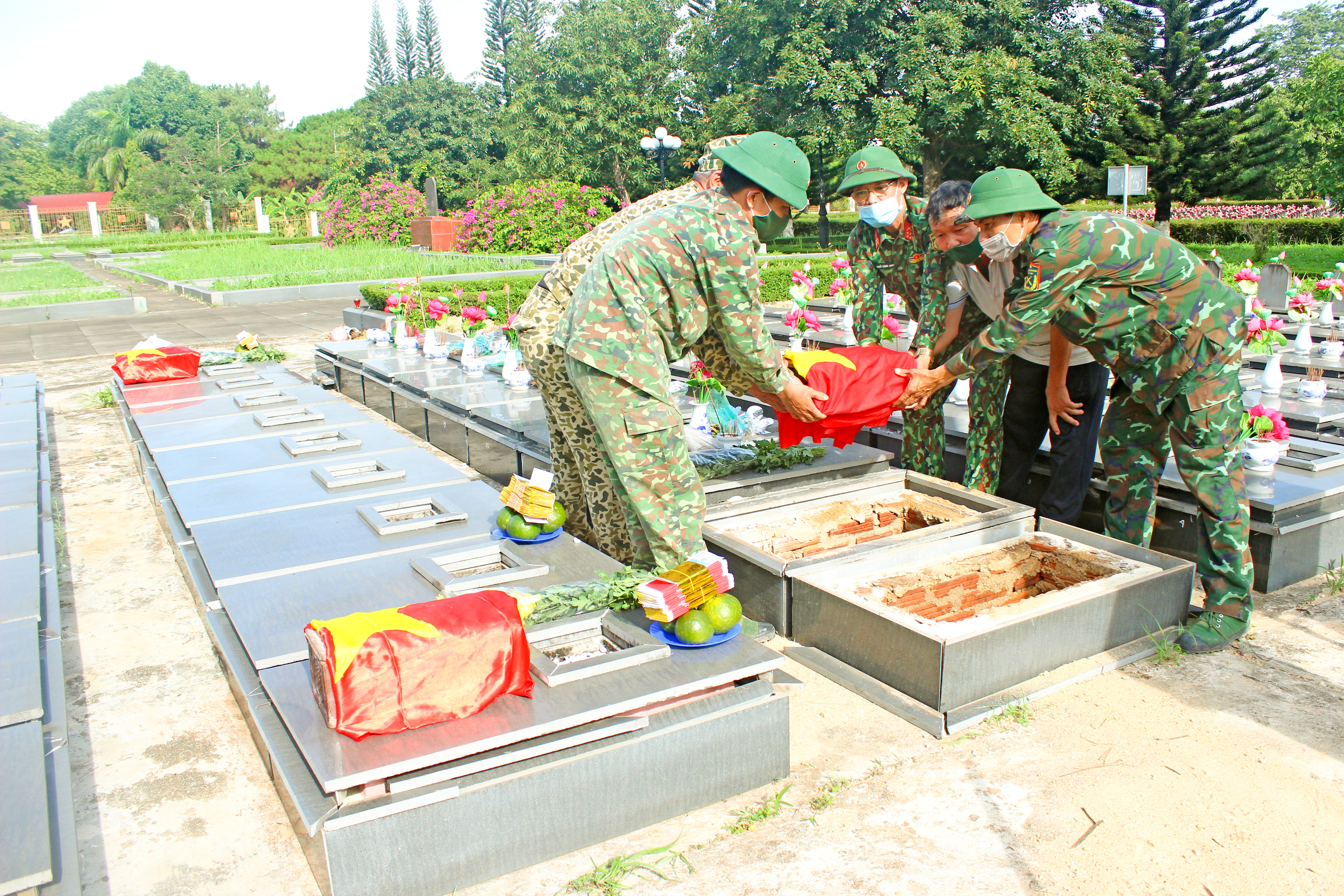 Quân đoàn 3 quy tập được 3 bộ hài cốt liệt sĩ tại địa bàn “Viện 1 năm 1972”